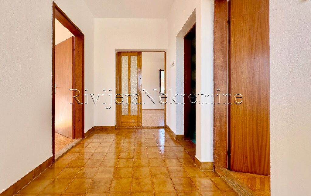 prodaja_Sale_stan_apartman_Tivat_Rivijera_Nekretnine_oglasi_Ads_ (2)