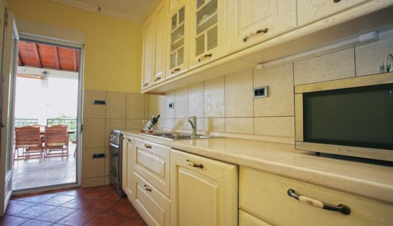 Villa kitchen Herceg Novi Top Estate Montenegro