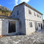 Красивый каменный дом Пераст, Котор-Топ недвижимости Черногории