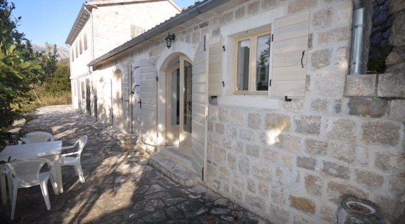 Очаровательный каменный дом Пераст, Котор-Топ недвижимости Черногории