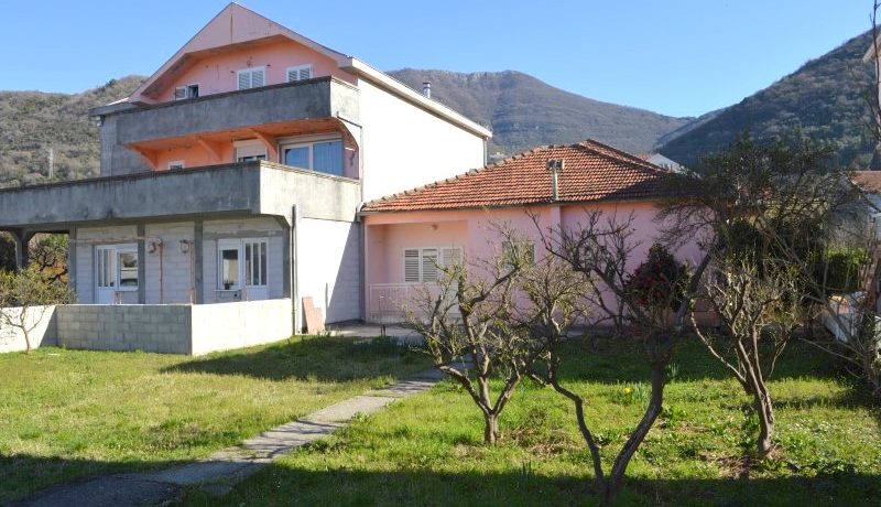 Haus mit Grund Seljanovo, Tivat-Top Immobilien Montenegro